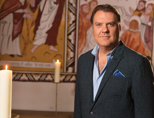 Bryn Terfel habla del amor, la muerte, su pasado, y su participación en la coronación de Carlos III