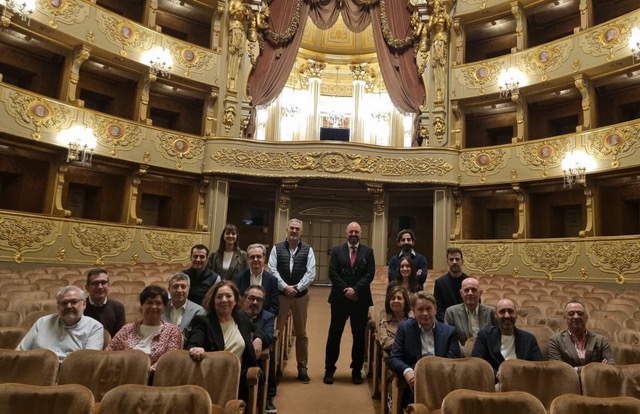 El Teatro São Carlos de Lisboa recibe a los principales teatros y temporadas de ópera y zarzuela de España para la celebración de la Asamblea ordinaria semestral de Ópera XXI, que se celebra por primera vez fuera de nuestras fronteras. 