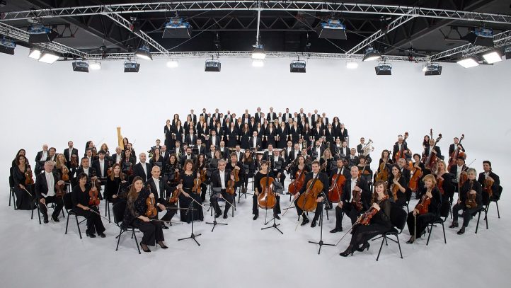 La Orquesta y Coro RTVE comienza el mes de septiembre con dos experiencias de alto nivel. El Coro RTVE colaborará, el 5 se septiembre, con la Orquesta y Coro del Teatro Real en la Gala Puccini, con dos solistas de primer nivel: Anna Netrebko y Yusif Eyvazov. Por su parte, la Orquesta de RTVE parcicipará en el Festival IKFEM, en la localdad fronteriza portuguesa Valença do Minño. 