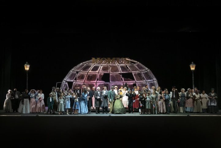 Una Bohème notable en el Palacio de la Ópera de A Coruña… con una vocalmente espléndida Miren Urbieta-Vega Temporada Lírica de Amigos de la Ópera de A Coruña. Miren Urbieta-Vega, Celso Albelo, Massimo Cavalletti, Helena Abad, Manuel Mas, Simón Orfila, Mateo Peirone, Pablo Carballido, Jacobo Rubianes, Alfonso Castro. Orquesta Sinfónica de Galicia. Coro Gaos. Coro Infantil Cantabile. Director musical: José Miguel Pérez-Sierra. Director de escena: Danilo Coppola. Puccini: La bohème. 8-IX-2024.