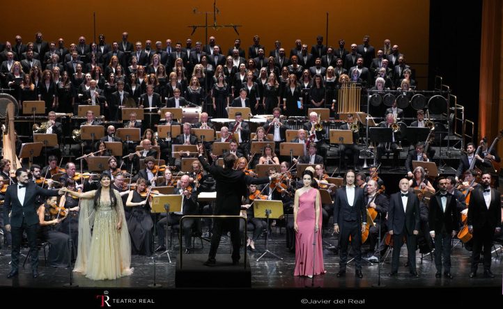 Adiós sin rencorObras de Puccini. Anna Netrebko, Yusif Eyvazov, Jérôme Boutillier, Daria Rybak. Coro y Orquesta Titulares del Teatro Real. Coro RTVE. Denis Vlasenko, director. Teatro Real. Madrid, 5 de septiembre de 2024.