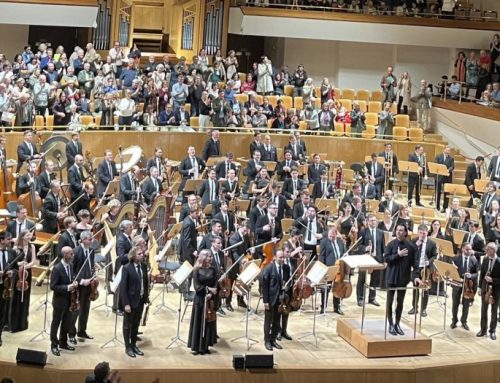 Crítica: Incandescencia. Teodor Currentzis y musicAeterna en la temporada 24/25 de La Filarmónica