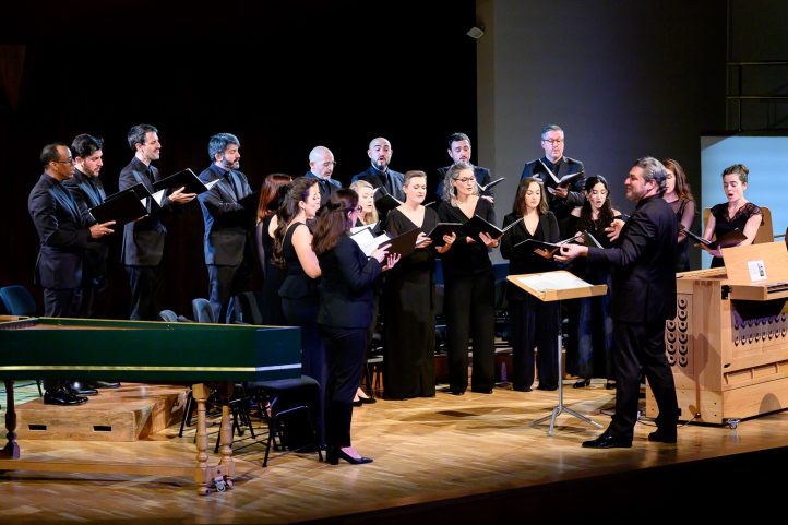 De la tierra y los cielos es el programa que interpretará el Coro Nacional de España, bajo la dirección de su titular Miguel Ángel García Cañamero, en el concierto número 6 del Ciclo Satélites de la OCNE con obras de Mendelssohn, Brahms, Rajmáninov, Fauré y C. Hubert H. Parry. Tendrá lugar martes 5 de noviembre, a las 19.30 horas, en la sala de Cámara del Auditorio Nacional de Música. 