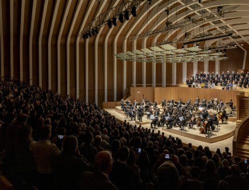 Crítica: Cuando la vida se impone sobre la música. Concierto por los afectados de la DANA en Les Arts