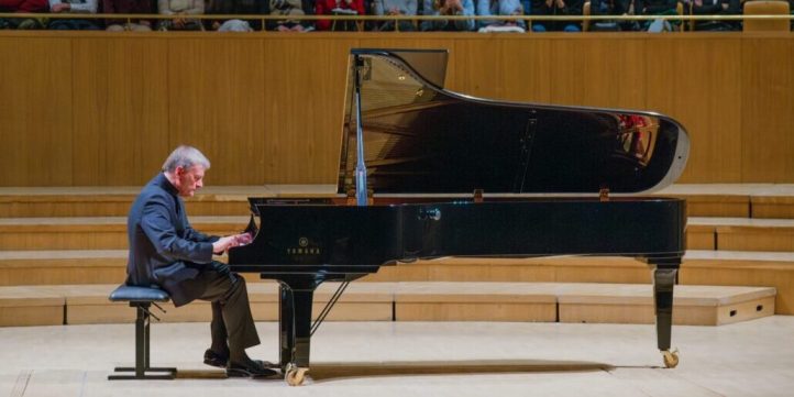 CLARIDAD Y EQUILIBRIOObras de Chaminade, Liszt, Chopin y Hough. Stephen Hough, piano. Ciclo Grandes Intérpretes de Scherzo. Auditorio Nacional, Madrid, 8 de enero de 2025.